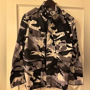 New with tags Women’s Zadig & Voltaire Camo grey cream black Jacket size medium
